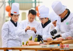 成都青白江首场“村糖会”在城厢古城开幕